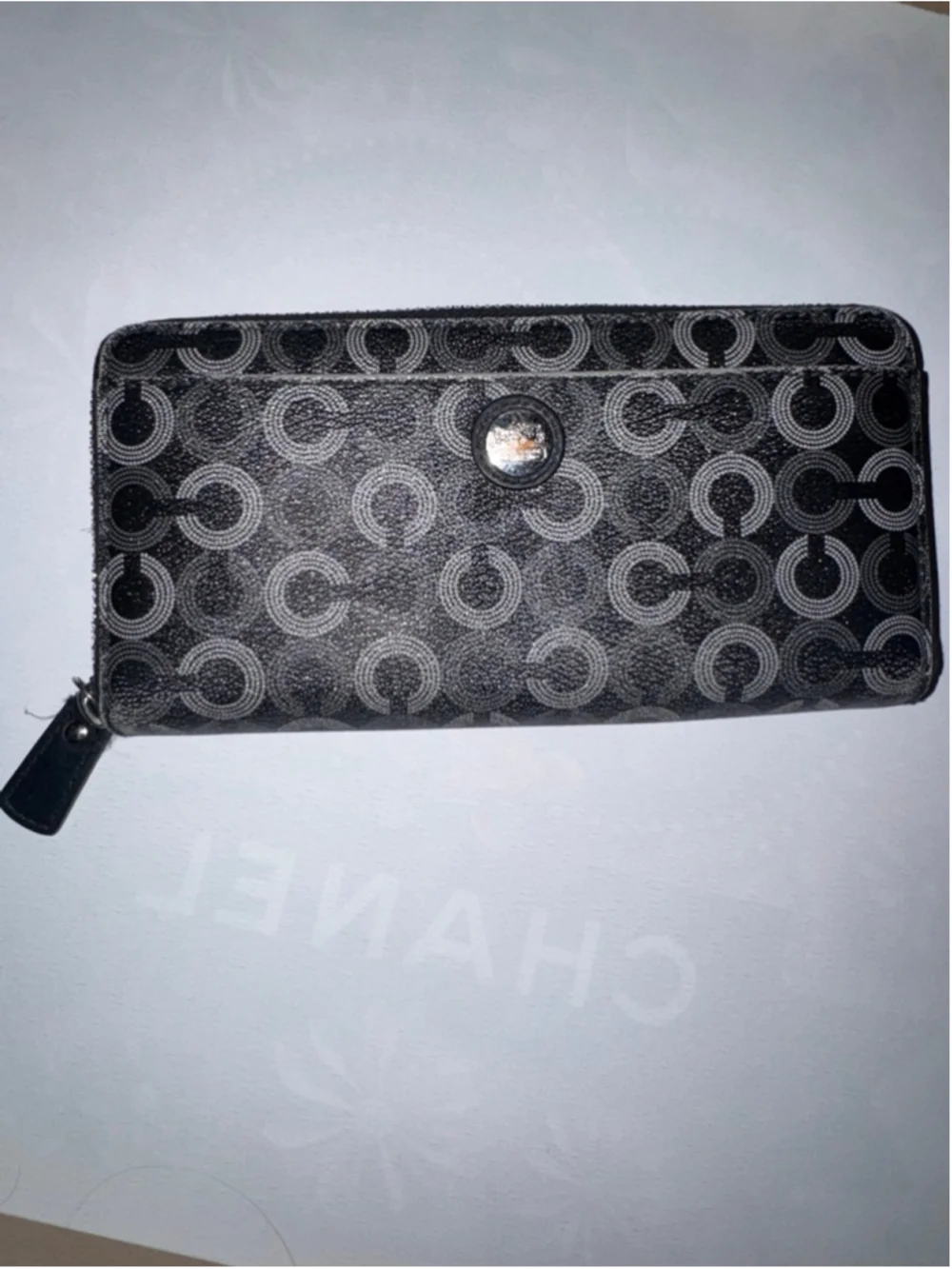 Coach Black Gray Op Art Zip Around Wallet Long Wallet Pink Interior - Picture 2 of 9